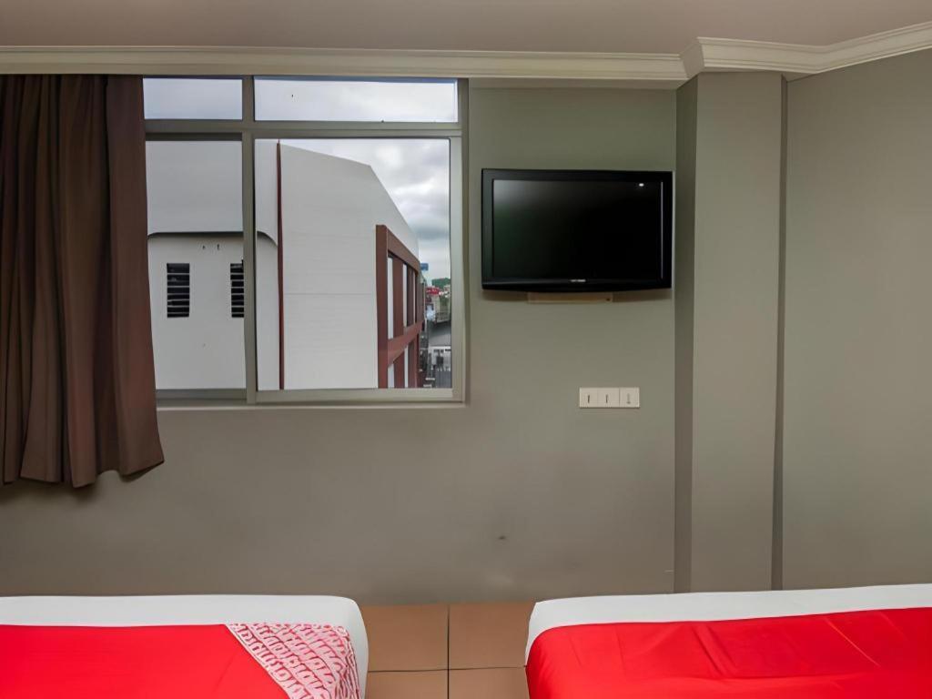 River Park Hotel Sibu Kültér fotó