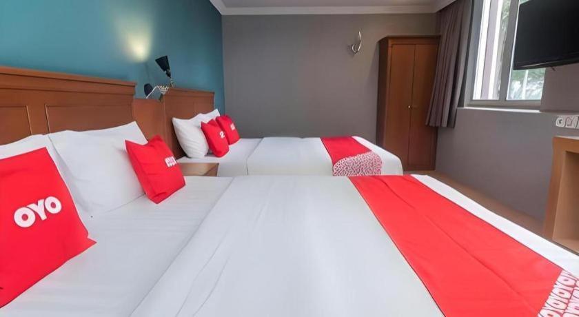 River Park Hotel Sibu Kültér fotó