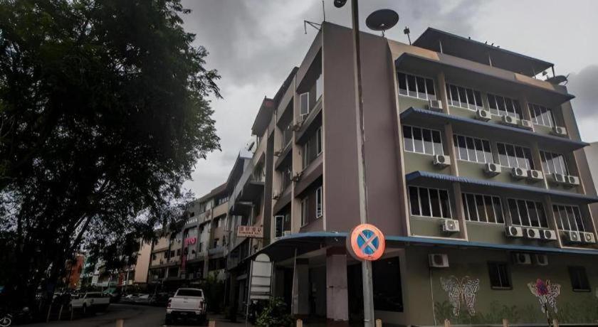 River Park Hotel Sibu Kültér fotó
